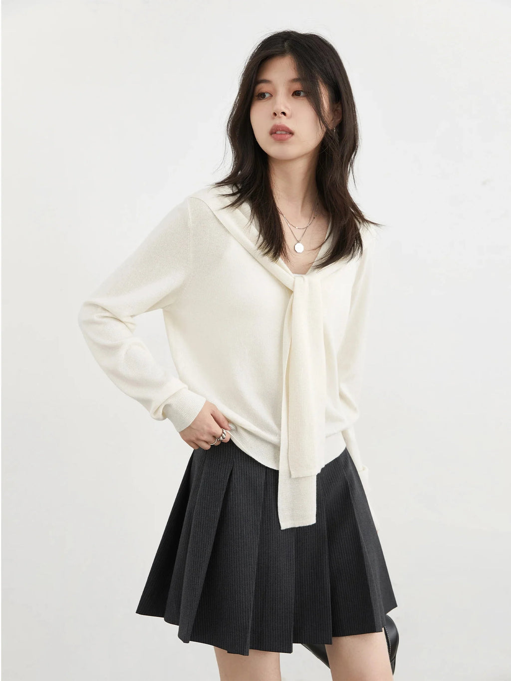 Women’s V-Neck Lace-Up Cardigan Loose Spring Knit Top